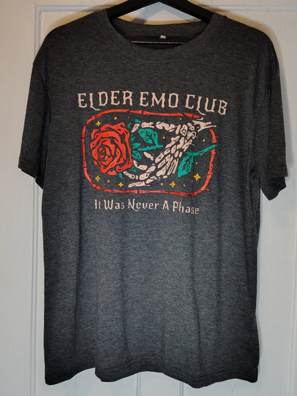 Elder Emo Club Fitted Graphic Short Sleeve Crew Neck T-Shirt Womens Size XL